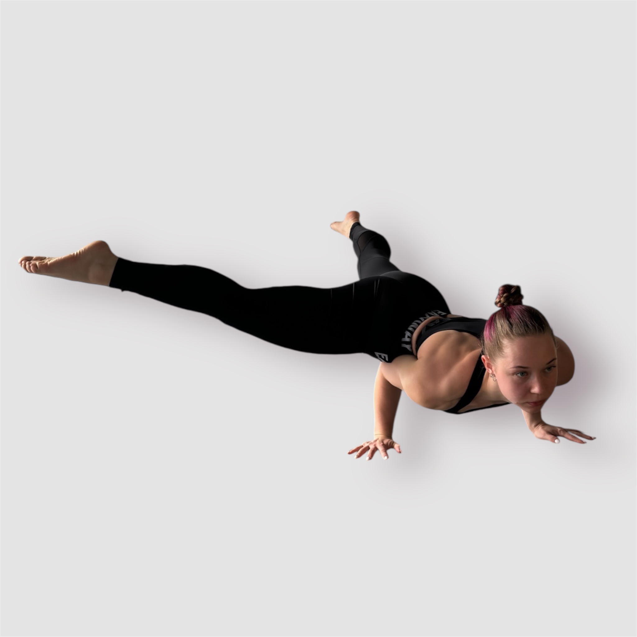 Акробатика в Smart Pole Studio